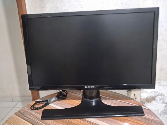 TV Samsung 23" LED HD - Semi Nova - Foto 3