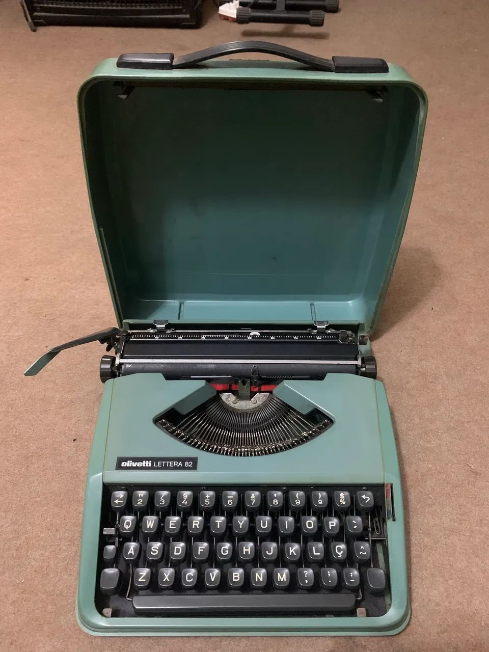 Olivetti Lettera 82