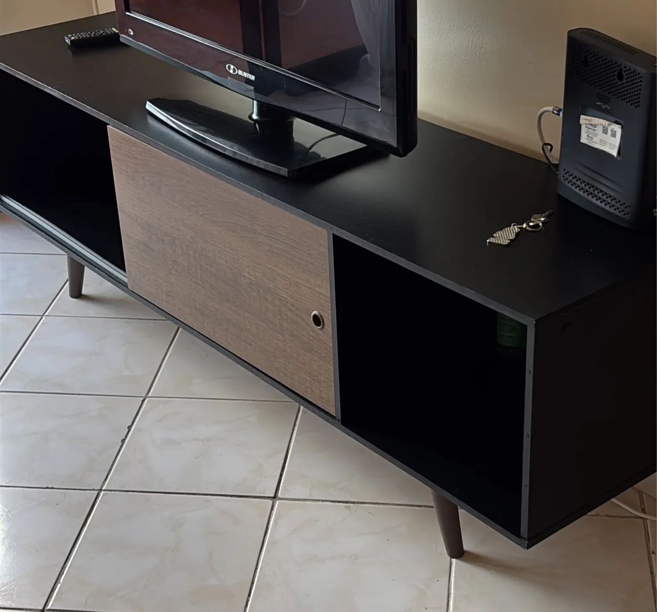Hack com divisórias: preto e amadeirado  - Foto 2
