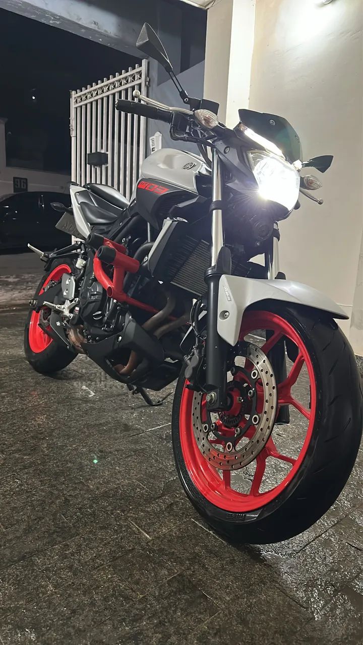 Yamaha mt03  - Foto 4