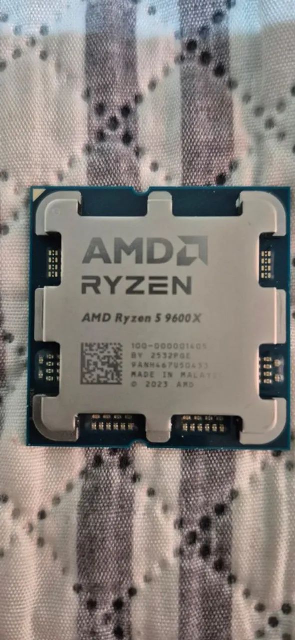 Ryzen 5 9600X - Foto 2
