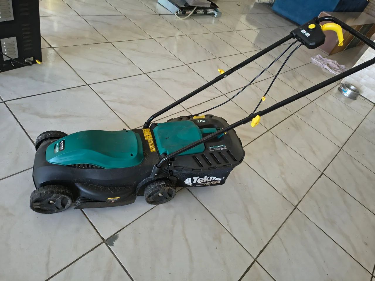 Carrinho corta grama  - Foto 2