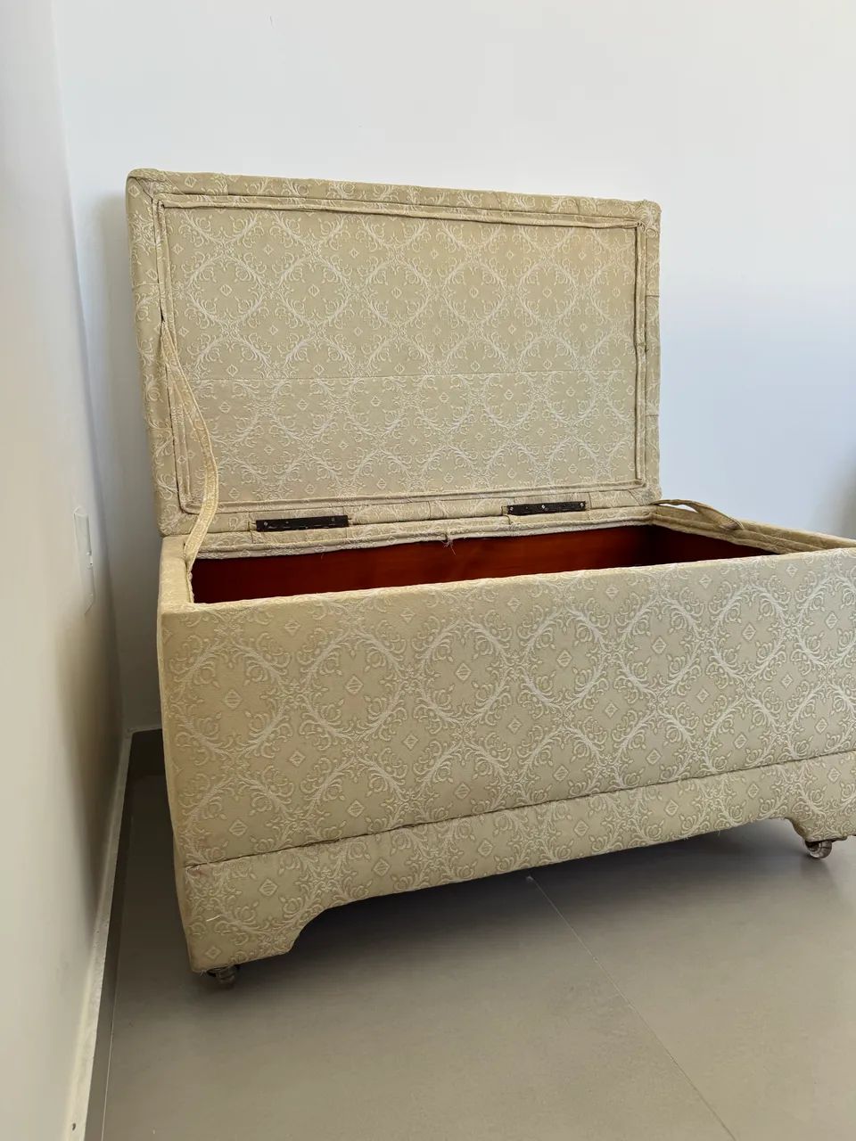 Baú com rodinhas - Foto 3