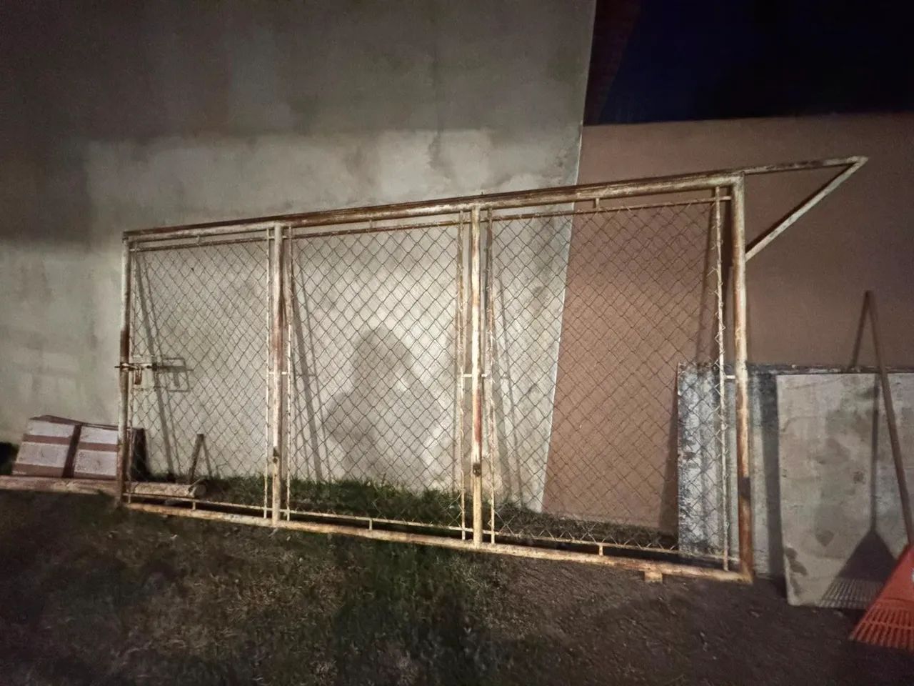 Portão de ferro 