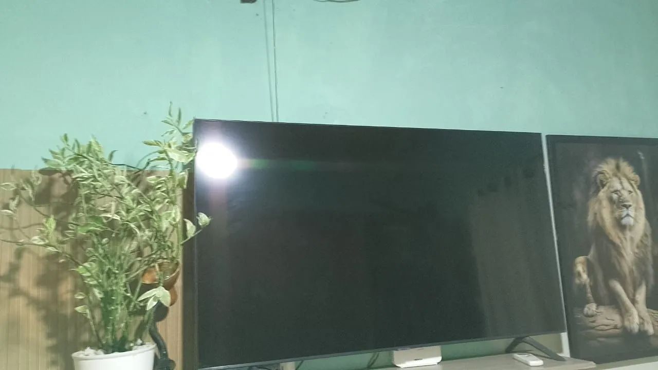 Vendo URGENTE  TV 60 polegadas Samsung  - Foto 4