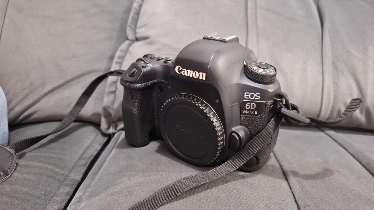 Camera Canon 6d mark II