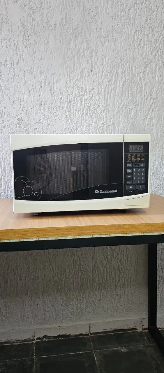 MICRO-ONDAS CONTINENTAL 22 L