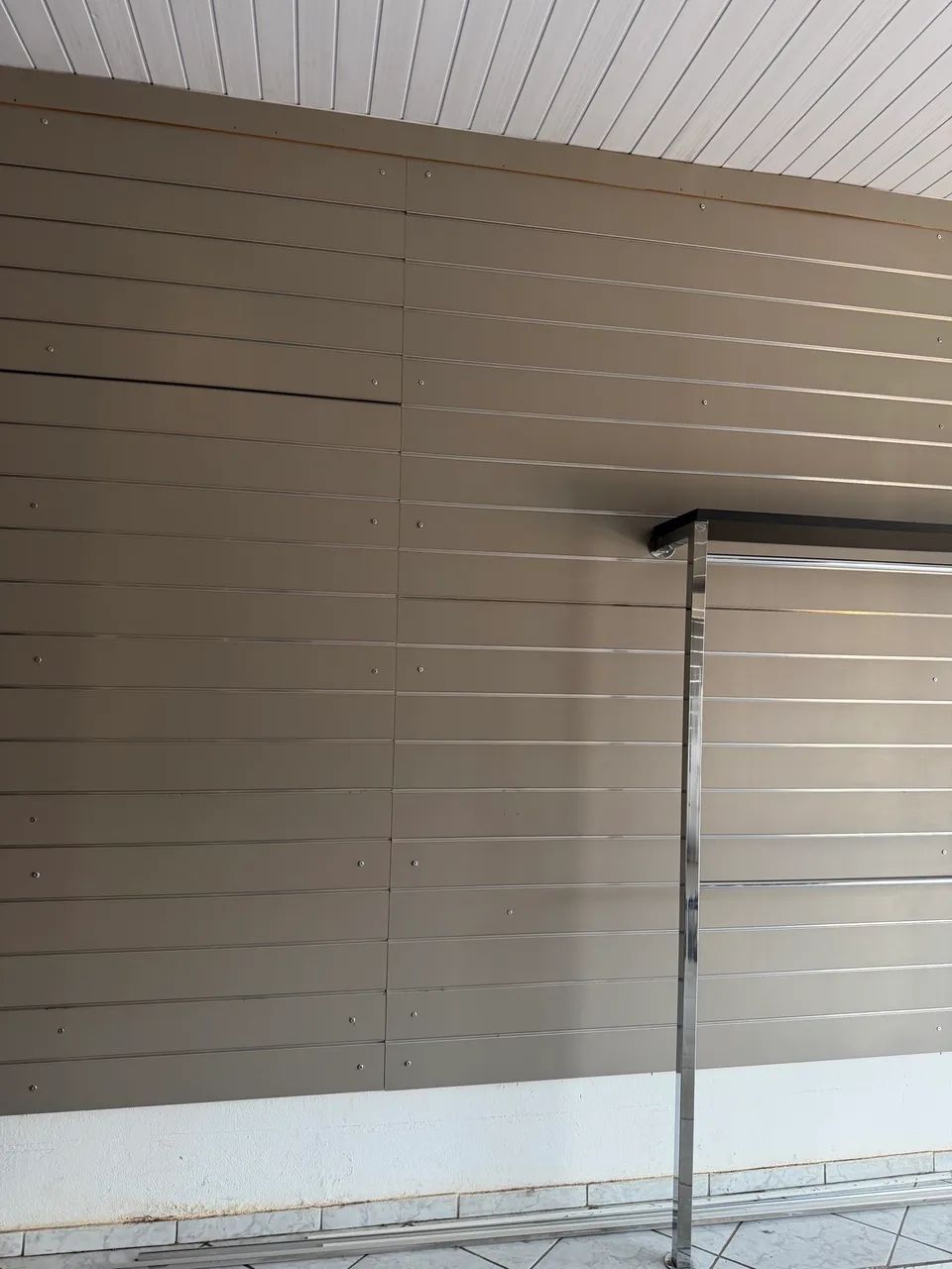 Painel de loja em Mdf 