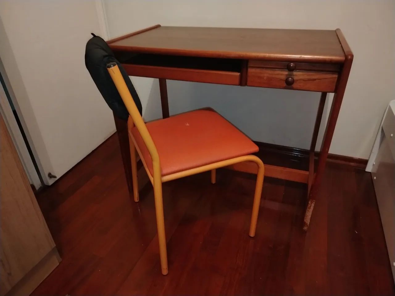 Escrivaninha  - Foto 2