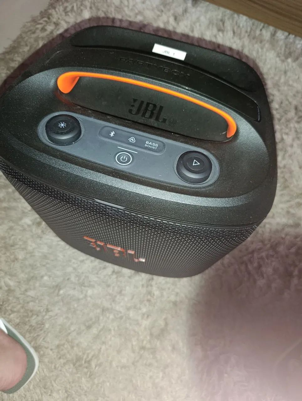 JBL Pouco uso e aí da leva um microfone JBL original - Foto 3