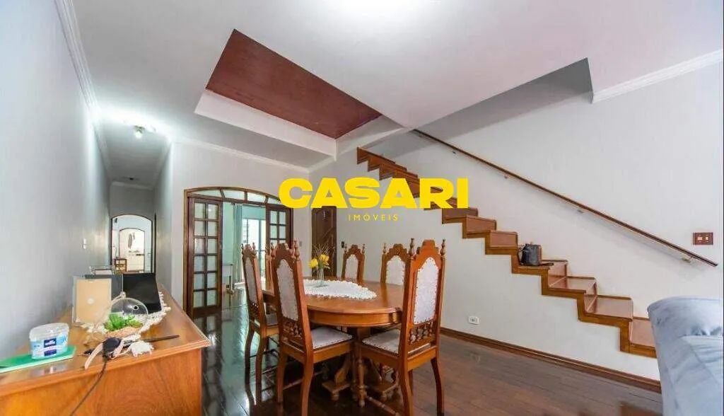 Sobrado à Venda com 4 Dormitórios e 200 m² na Vila Valparaíso Santo andre/SP - Foto 5