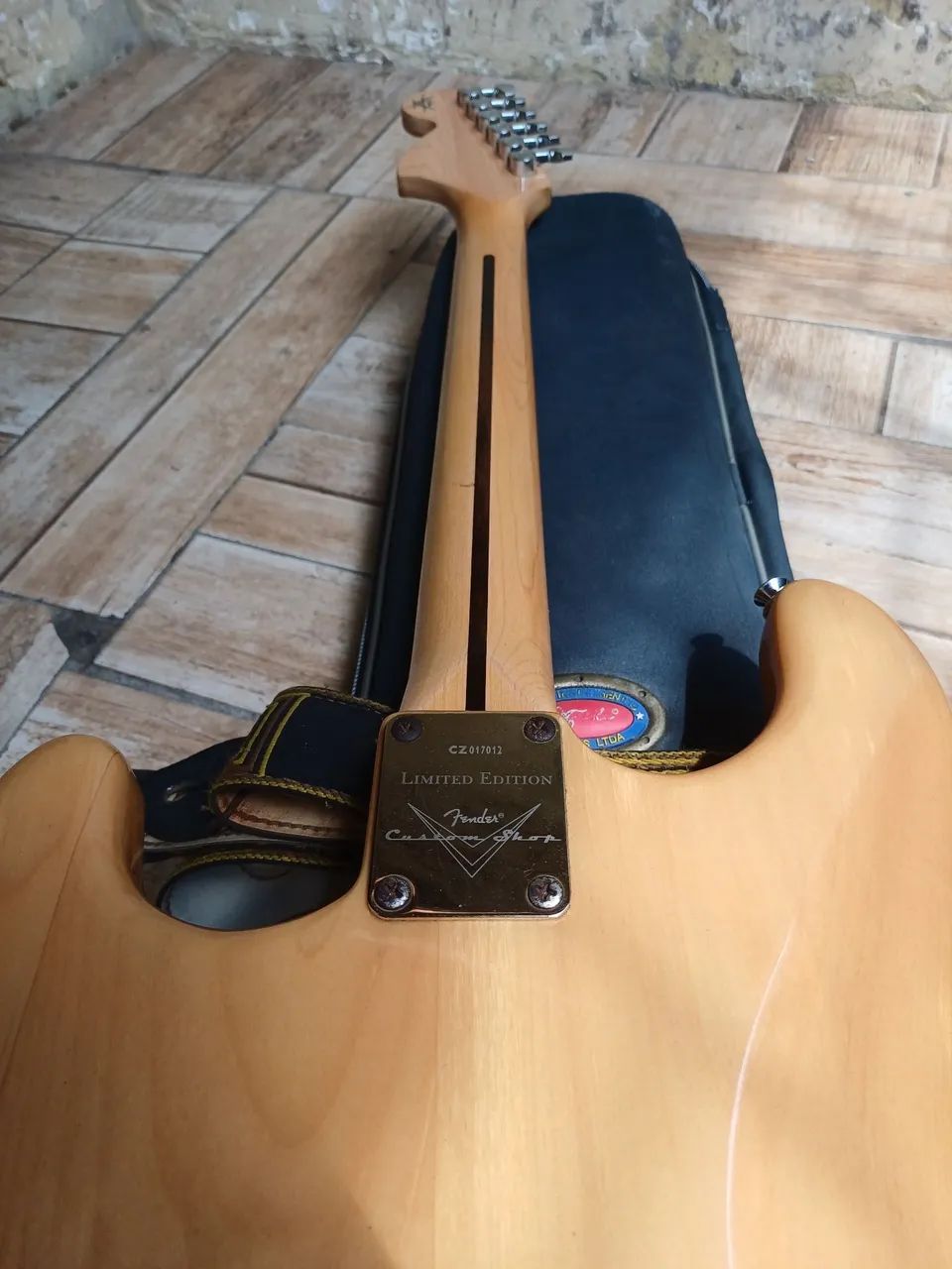 Guitarra squier standard  - Foto 3