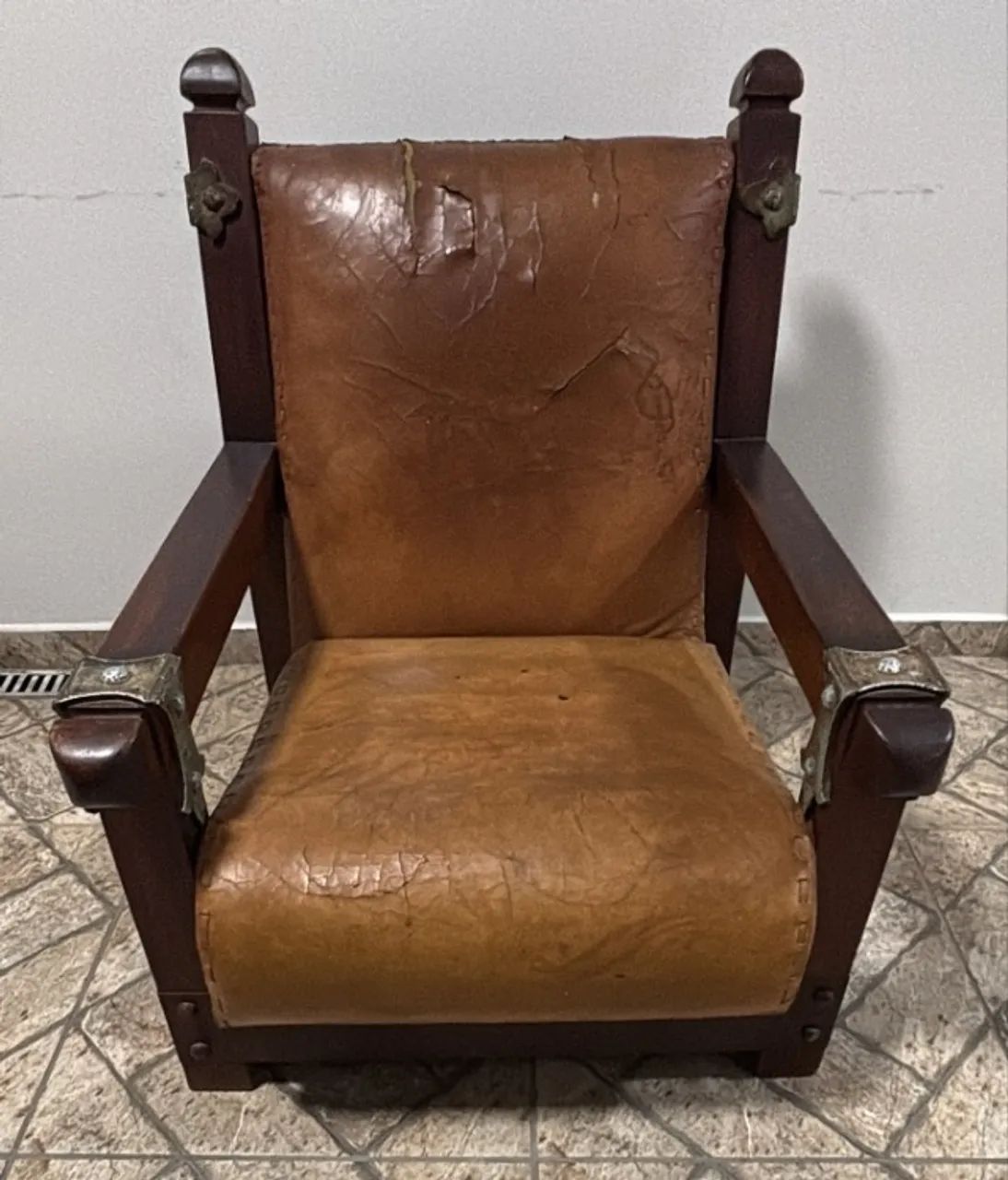 CONJUNTO DE SOFÁ MADEIRA MACIÇA USADO