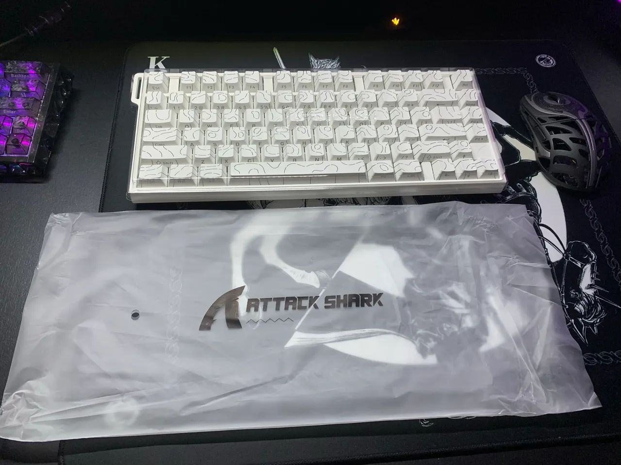 Teclado Magnetico Attack Shark R82he White Lines