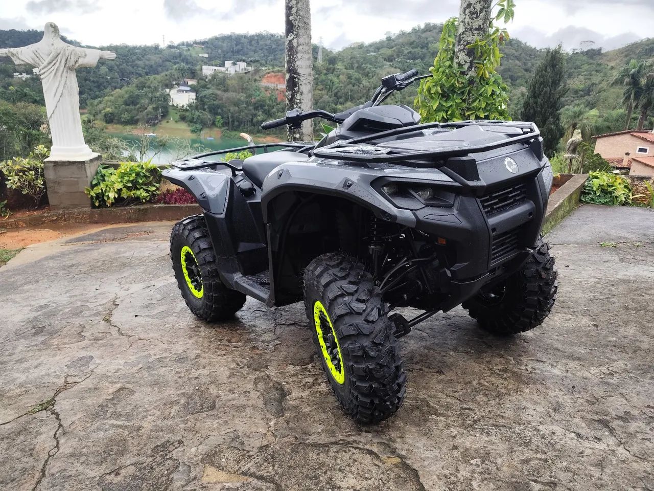 Quadriciclo Can Am mod 500