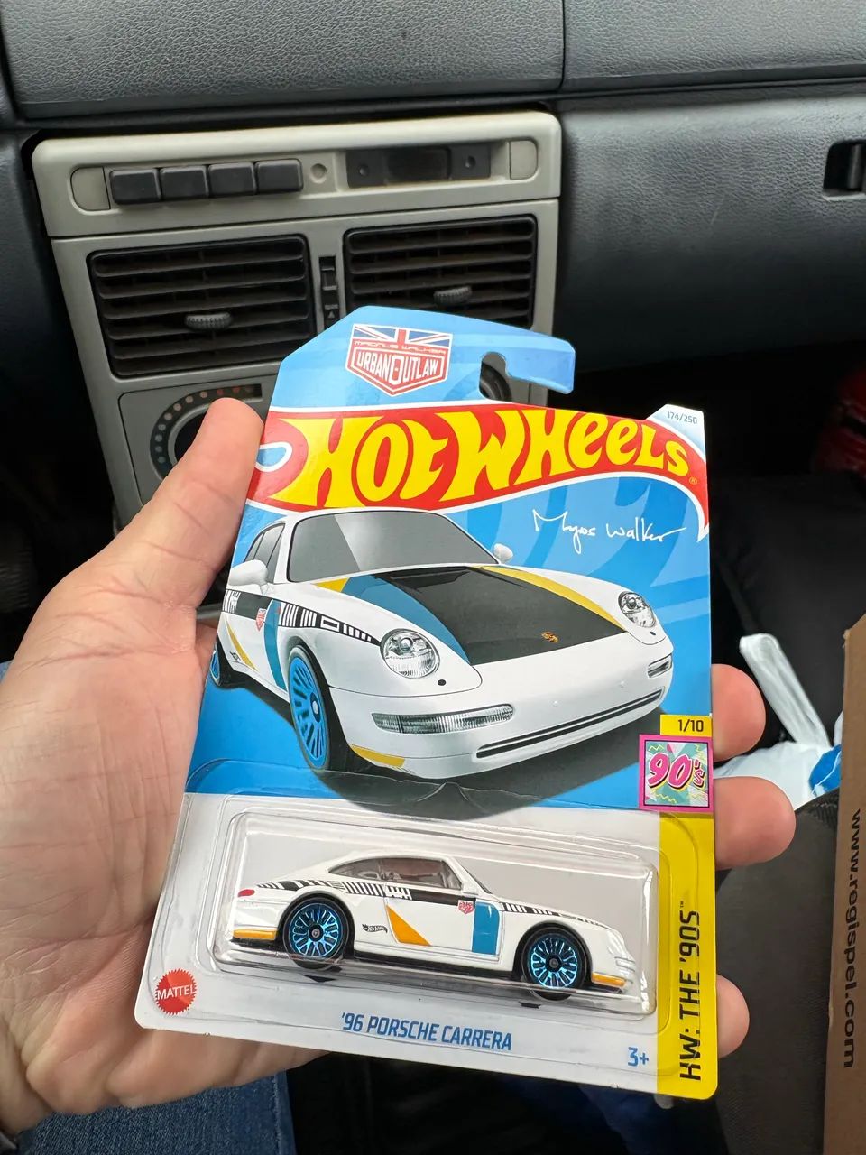 Kit com 5 Hotwheels  - Foto 3
