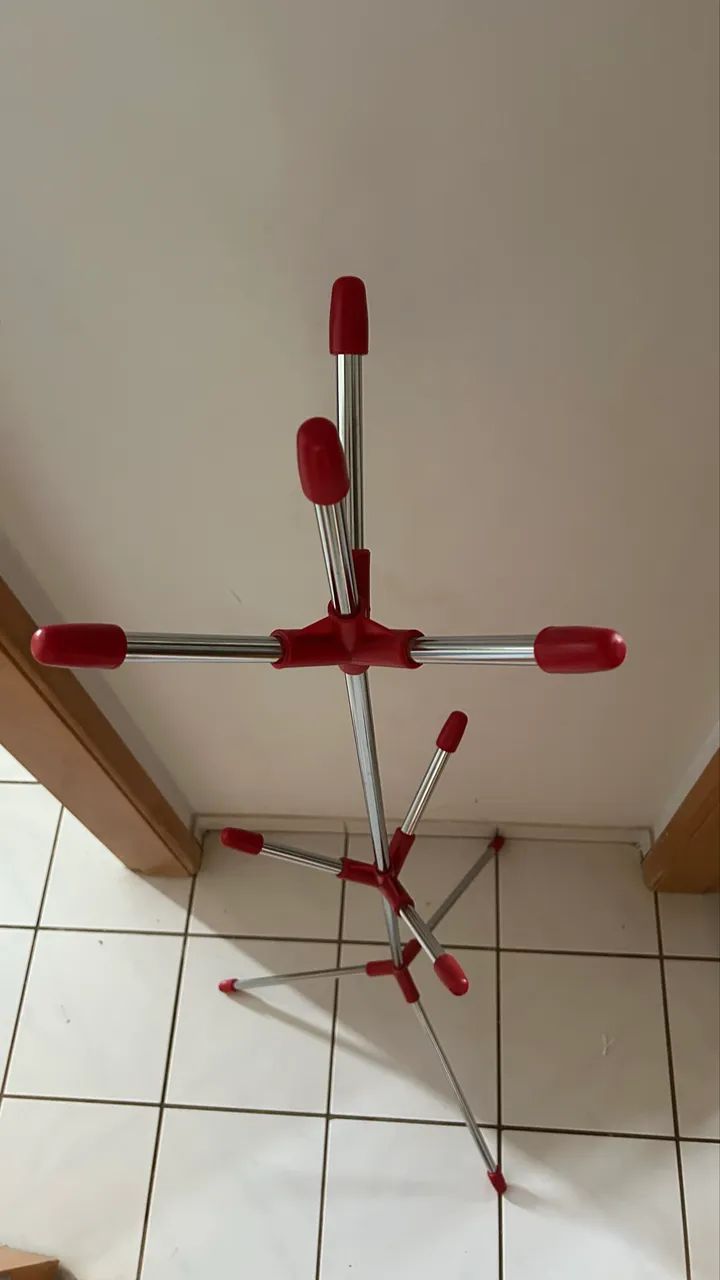 cabideiro/porta-roupas de chão - Foto 3