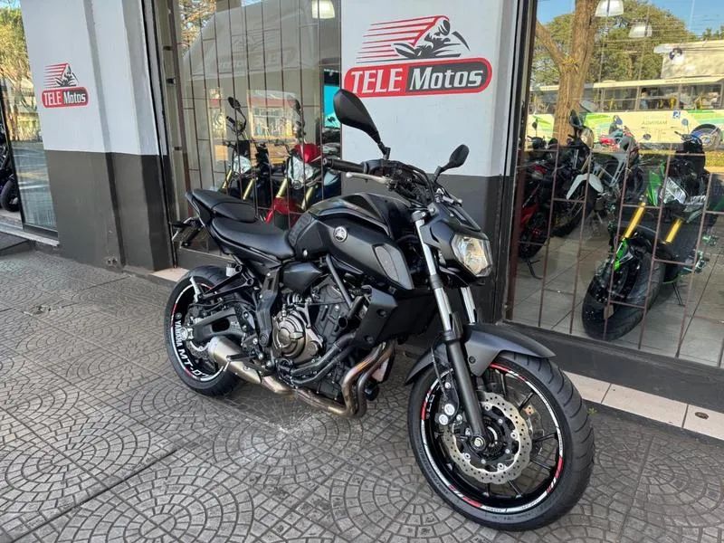 YAMAHA MT07 ABS 2024 - Foto 3