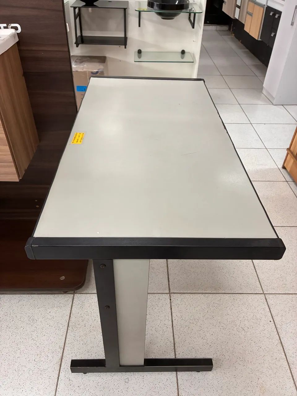 Mesa escritório 1.20 x 0.60 com 3 gavetas - Foto 3