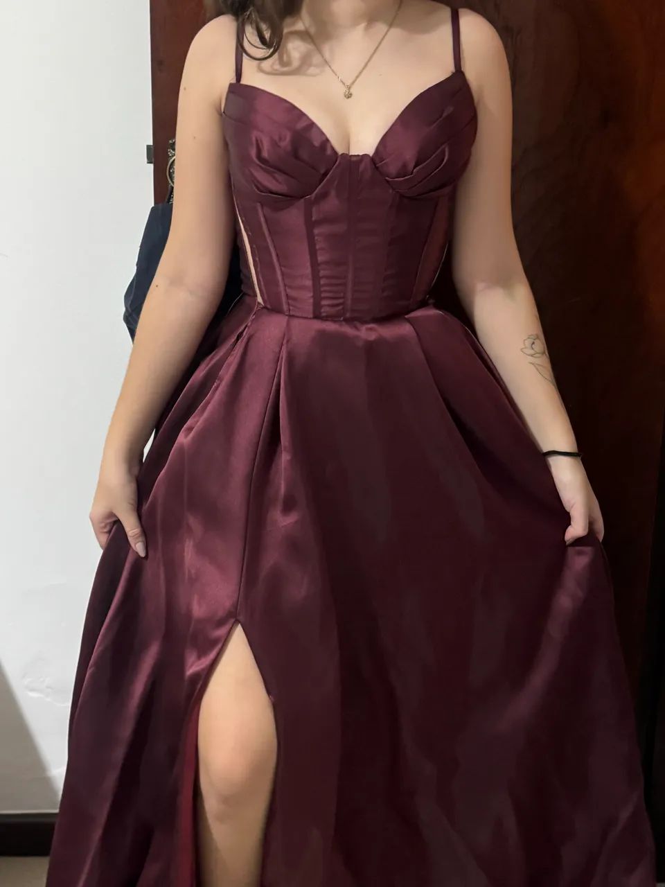 Vestido Longo Vinho P (Formatura) - Foto 3