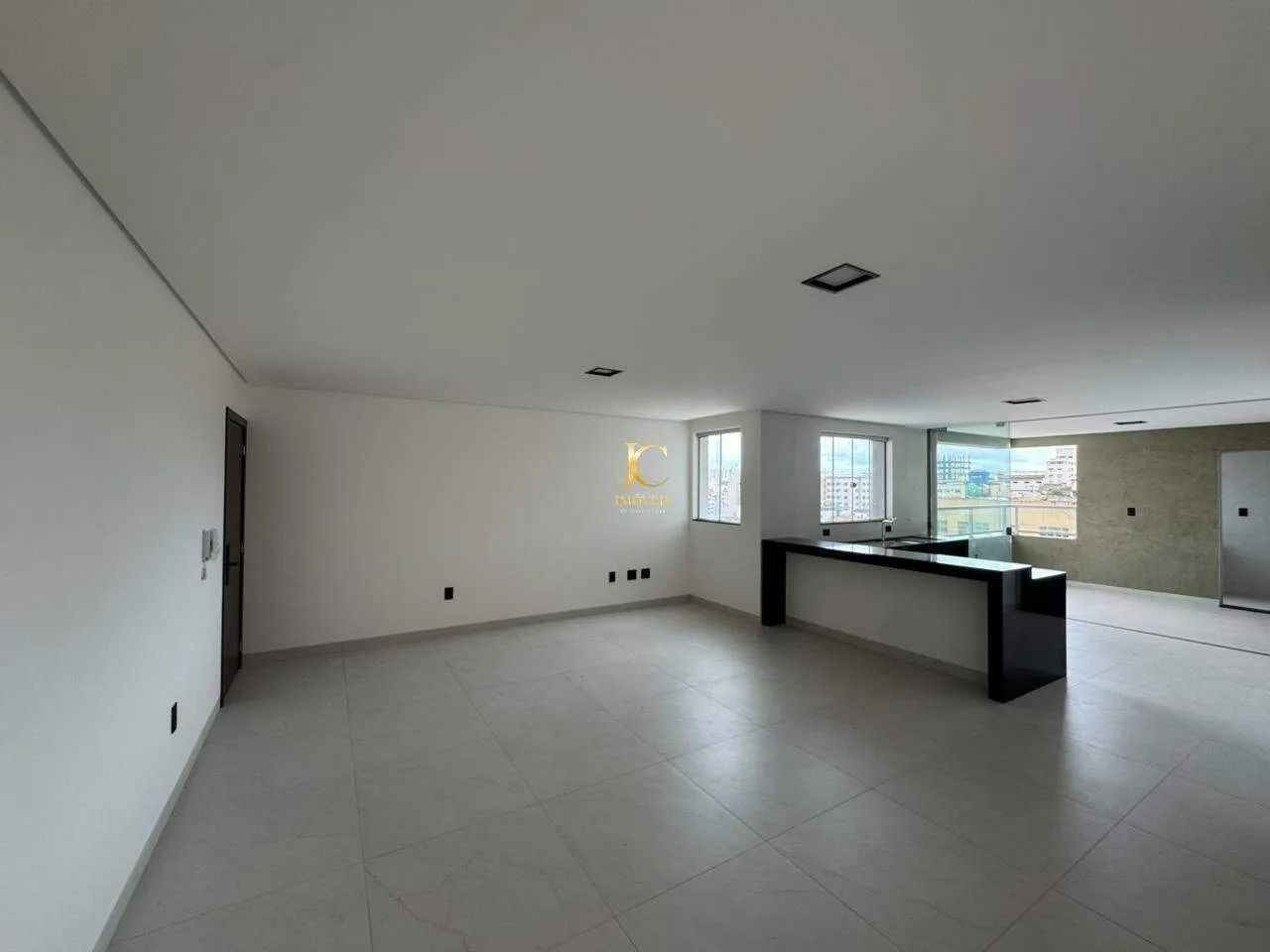 Apartamento 125 m² com 3 quartos e 2 vagas no Centro de Divinópolis  Financiamento disponí