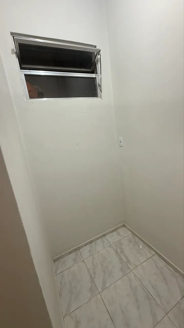 Kitnet  toda reformada no Centro - Foto 2