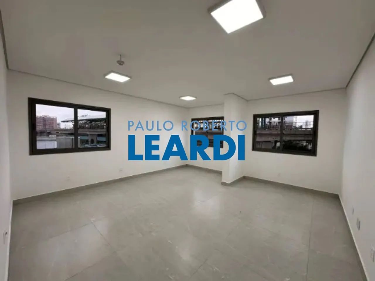 CONJ. COMERCIAL - VILA INDEPENDÊNCIA - SP