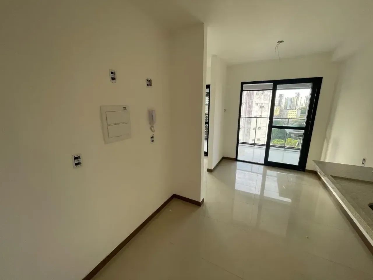 Oportunidade na Graça - Quarto e sala com varanda  32m² - Foto 4