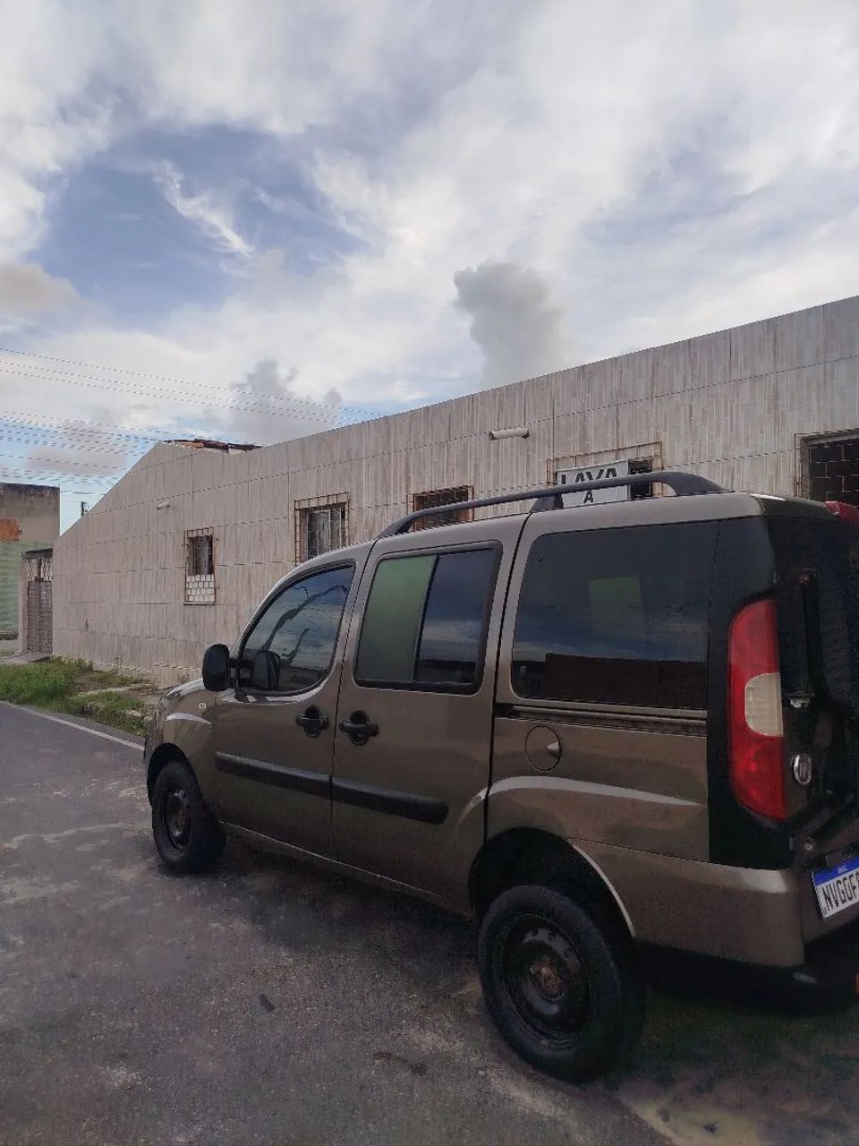 Fiat Doblo Essence 1.8 Flex 16V 5P 2012 - Foto 4