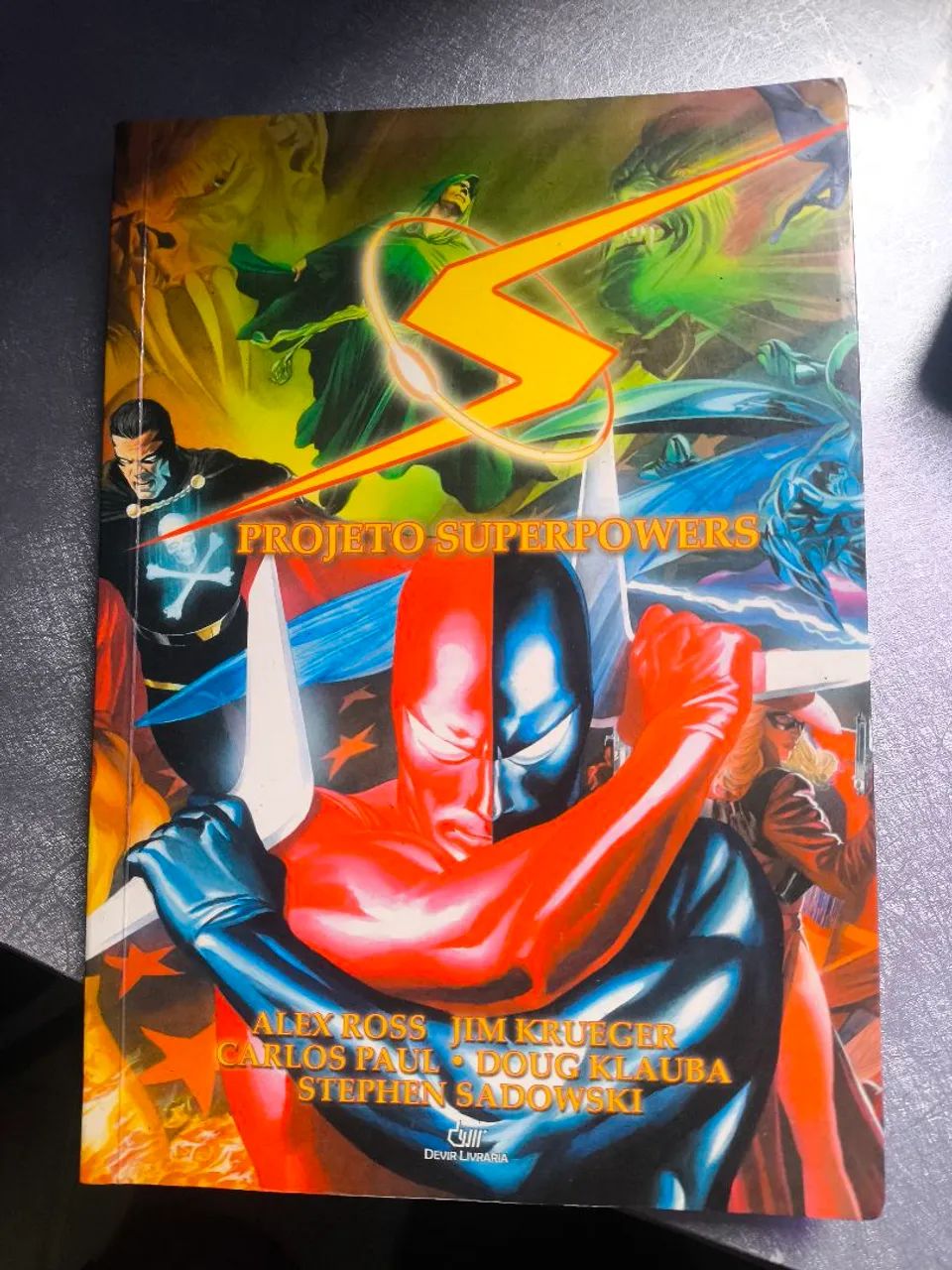 Revista hq projeto superpowers 