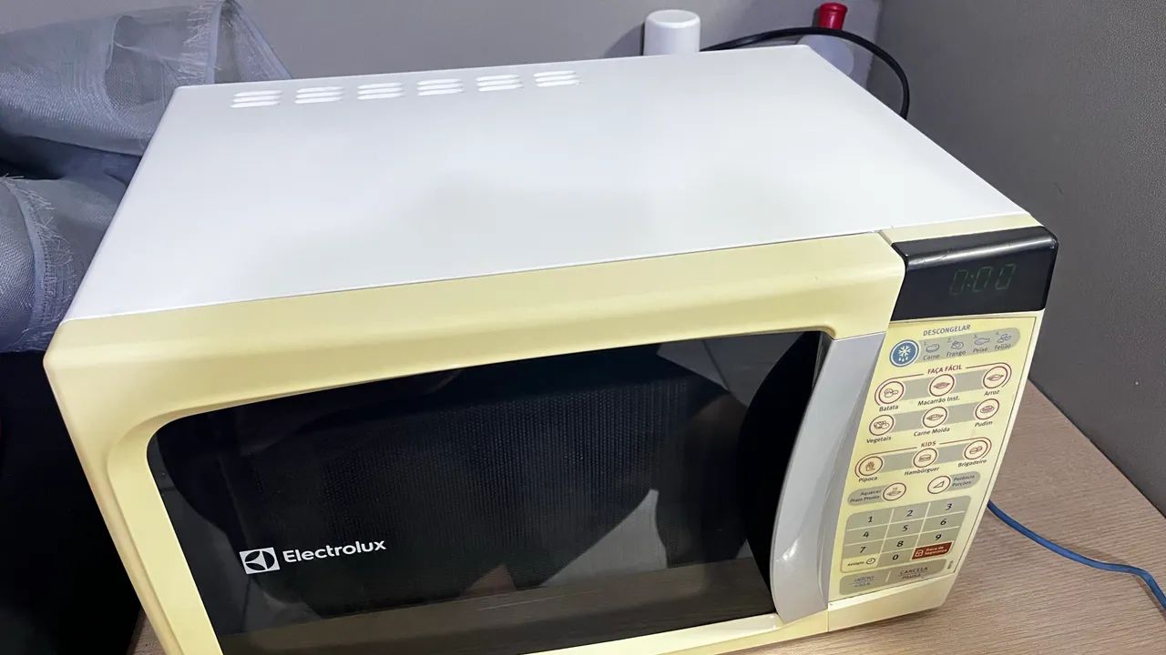 Microondas Electrolux 20litros - Foto 5