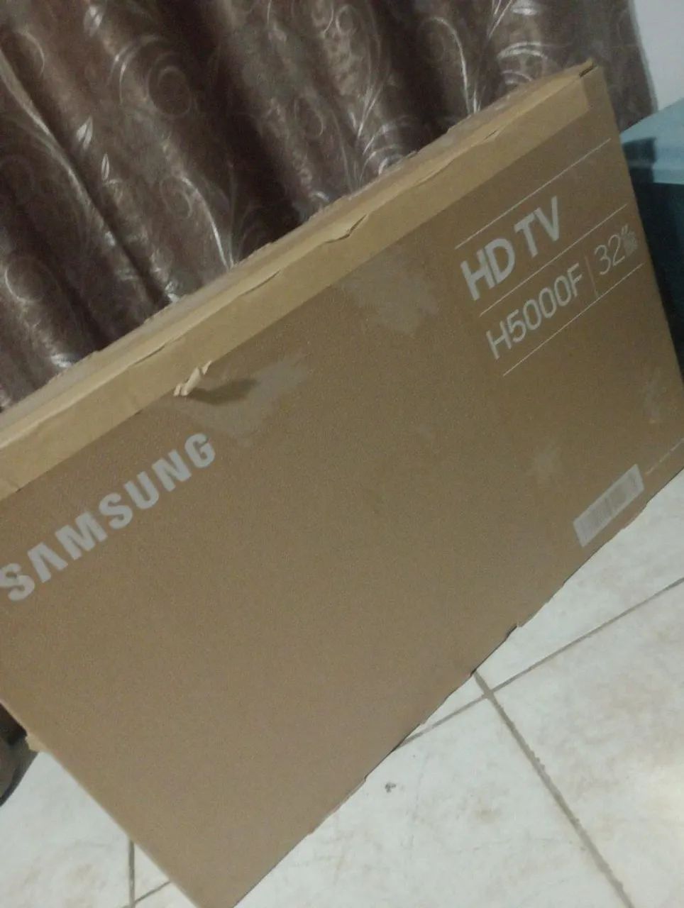 Tv 32 smart Samsung nova na caixa nuncca usada 1.000 mil reais a vista não faço menos  - Foto 2