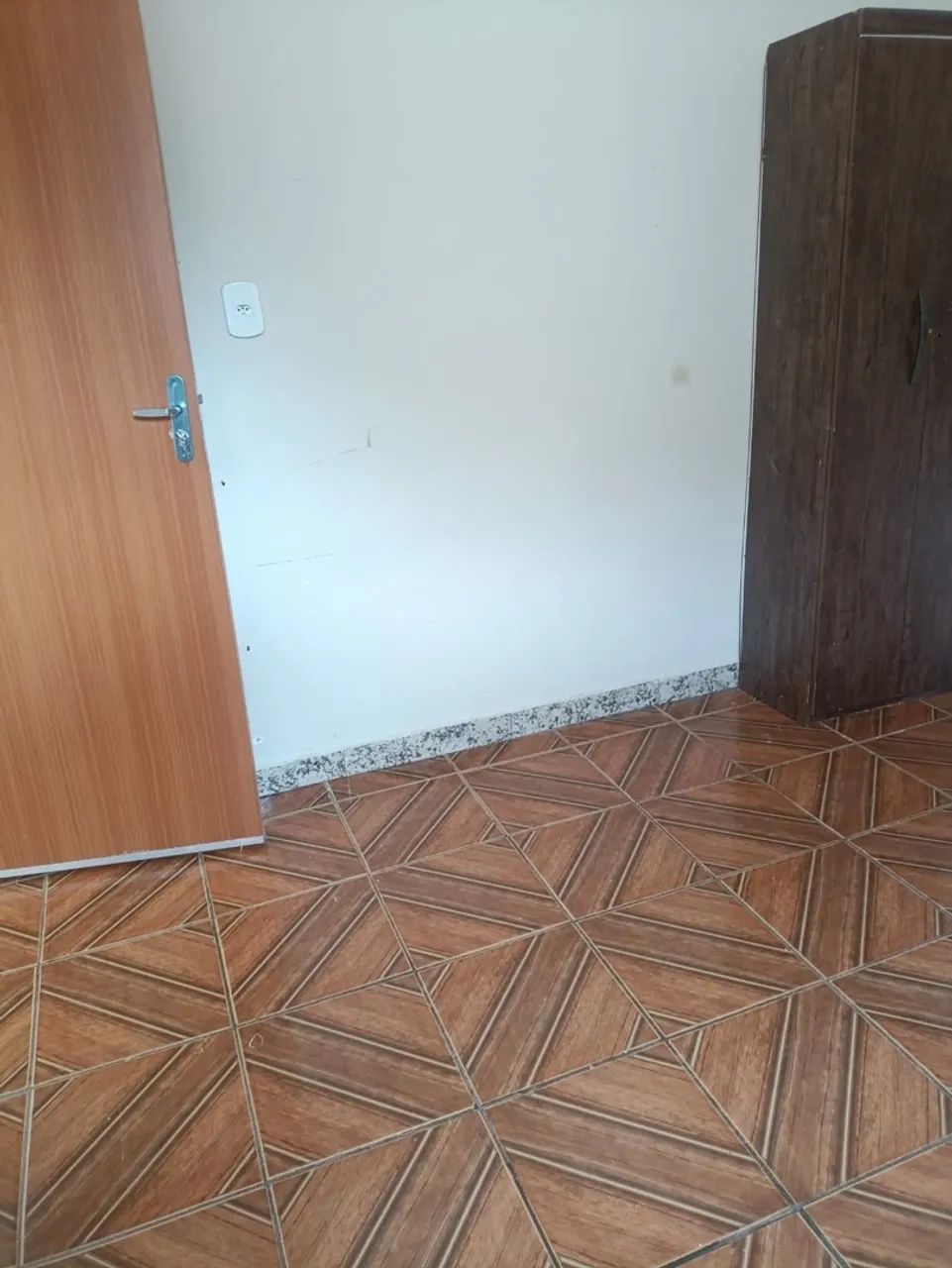 Alugo kitnet bairro Lindeia  - Foto 4