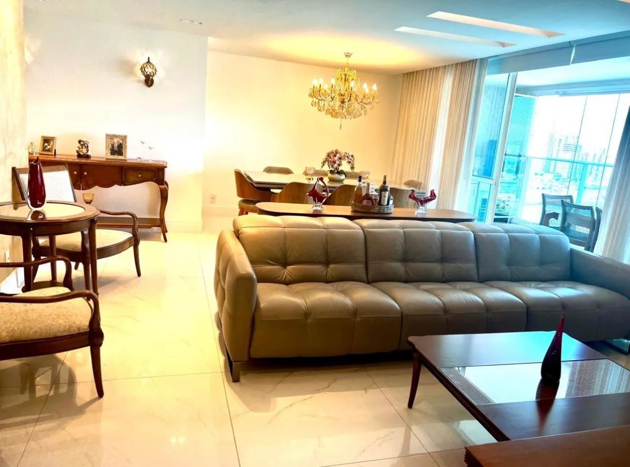Sofá Natuzzi elétrico em couro. 
