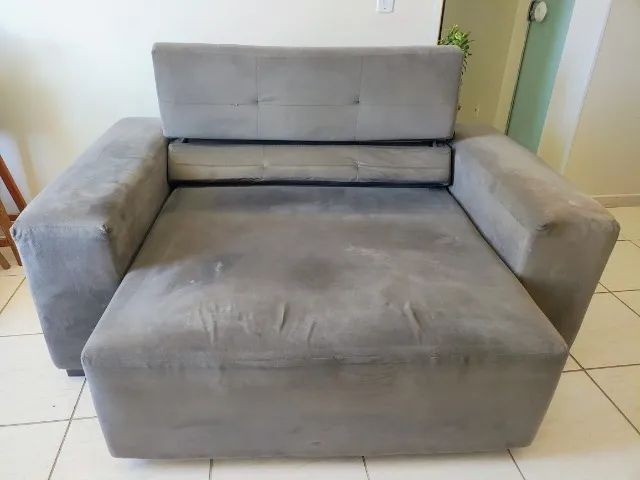 Sofá Retrátil 2 lugares Usados