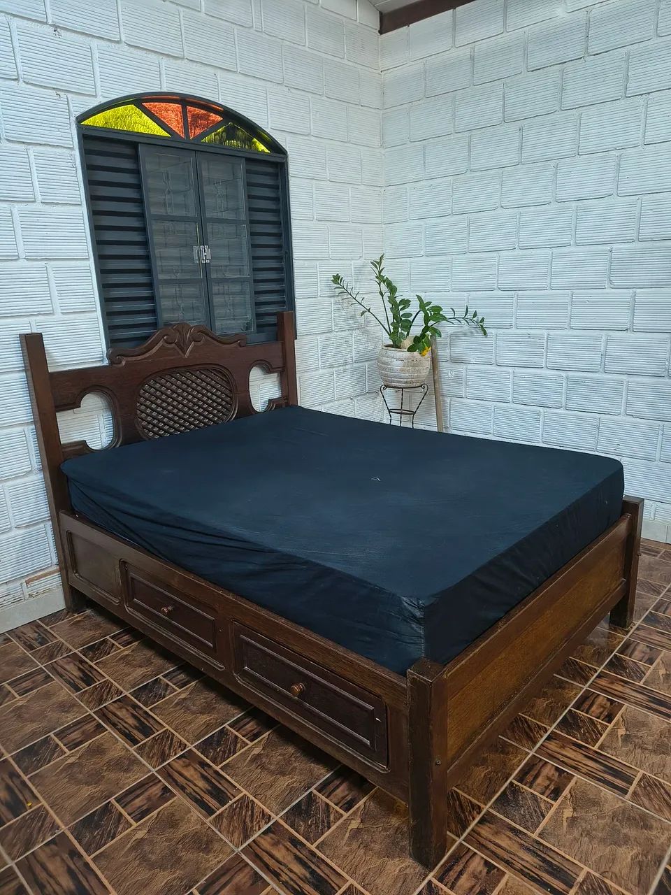 Cama Casal Madeira Maciça com 4 gavetas 