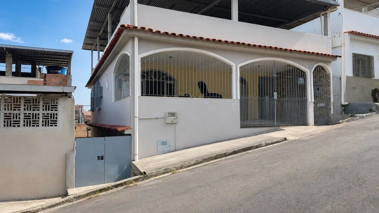 Imóvel de 3 pavimentos em Cachoeiro de Itapemirim/ES