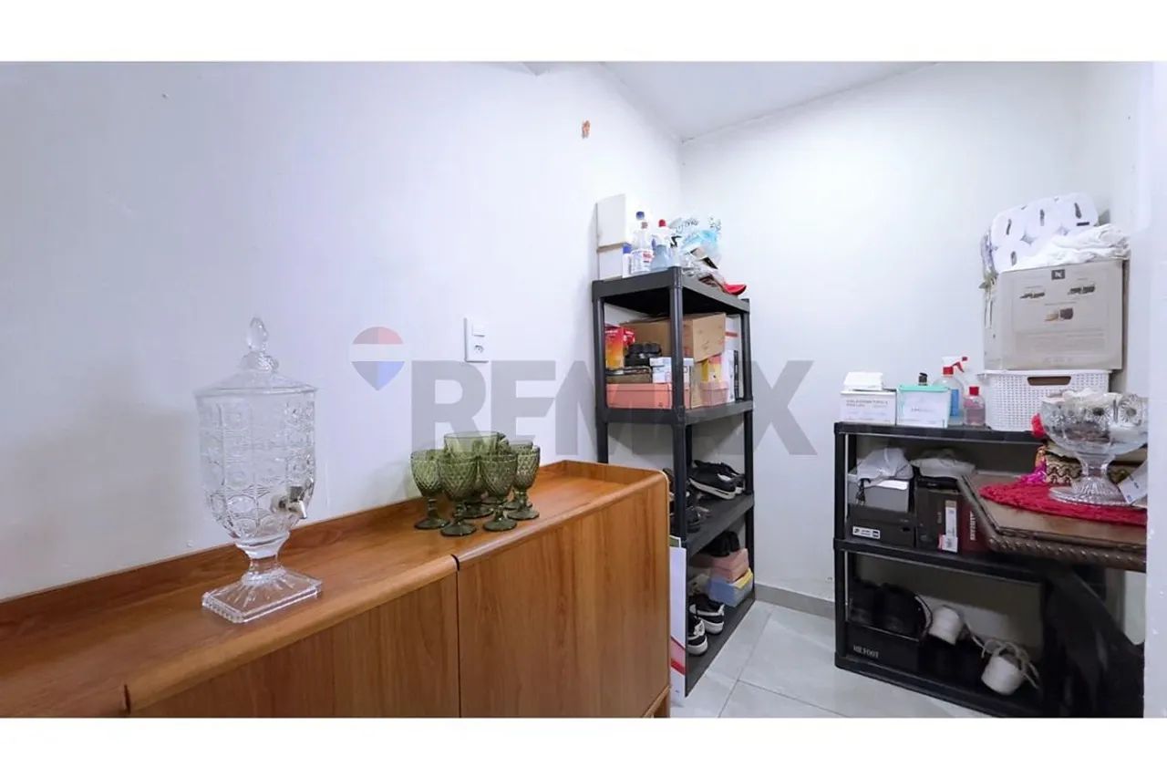 Sobrado com loja comercial com Apartamento ADE 402 - RECANTO DAS EMAS - Foto 5