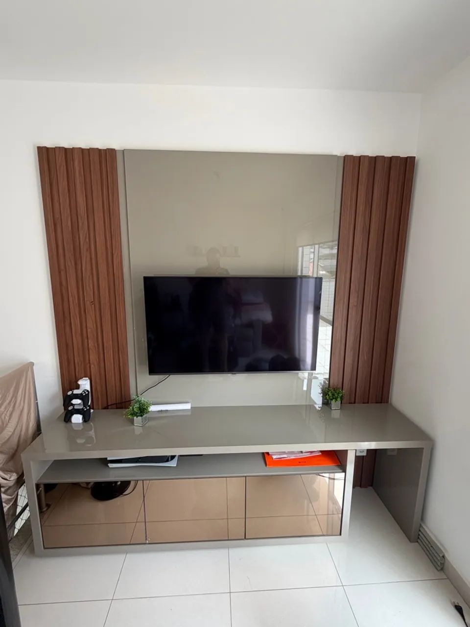 Painel de TV com Rack