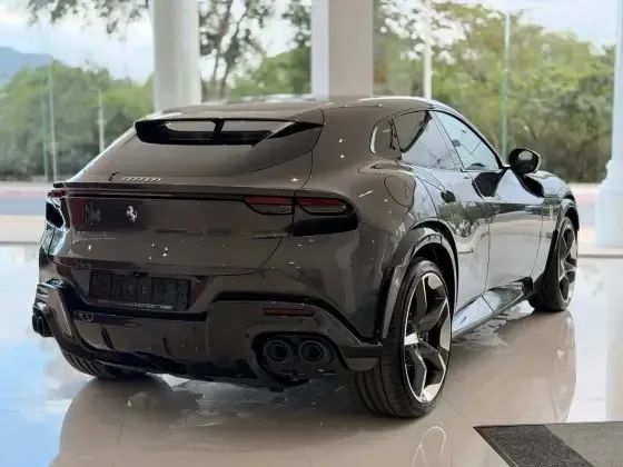 Ferrari Purosangue 6.5 V12 725cv, foto 5 de 20
