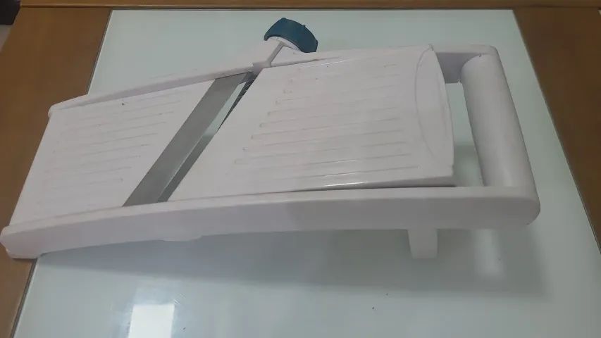 fatiador mandoline ajustável +fatiador e ralador de legumes dupla face + organizador