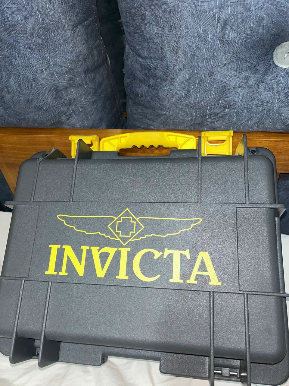 Relógios Invicta Originais + Maleta de viagem e cuidados - Foto 5