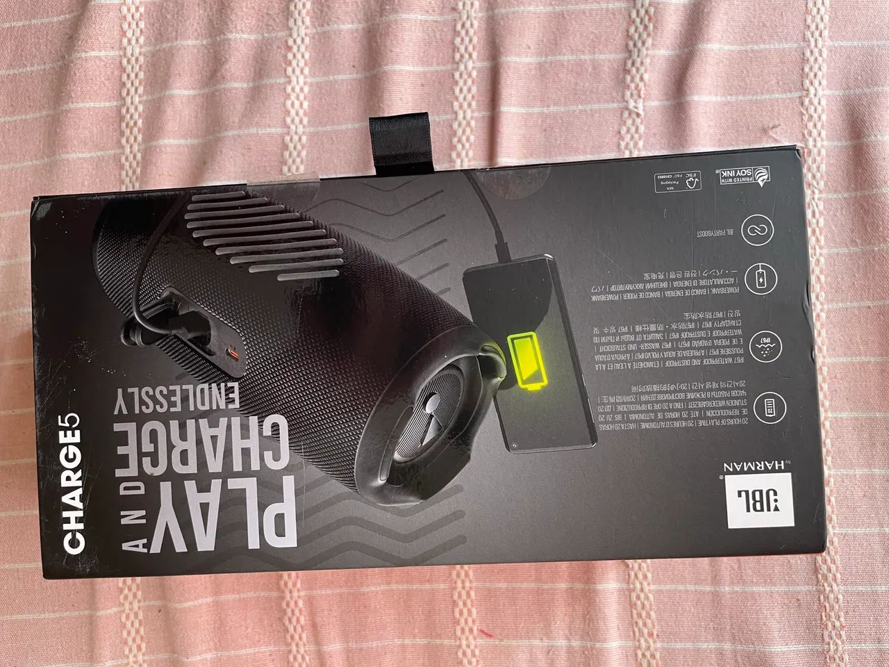 Caixa da JBL charge 5 