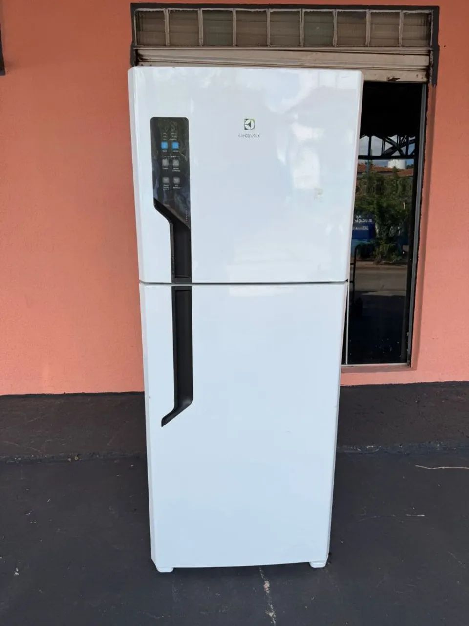 Geladeira grande Boa barato entrego dou garantia 