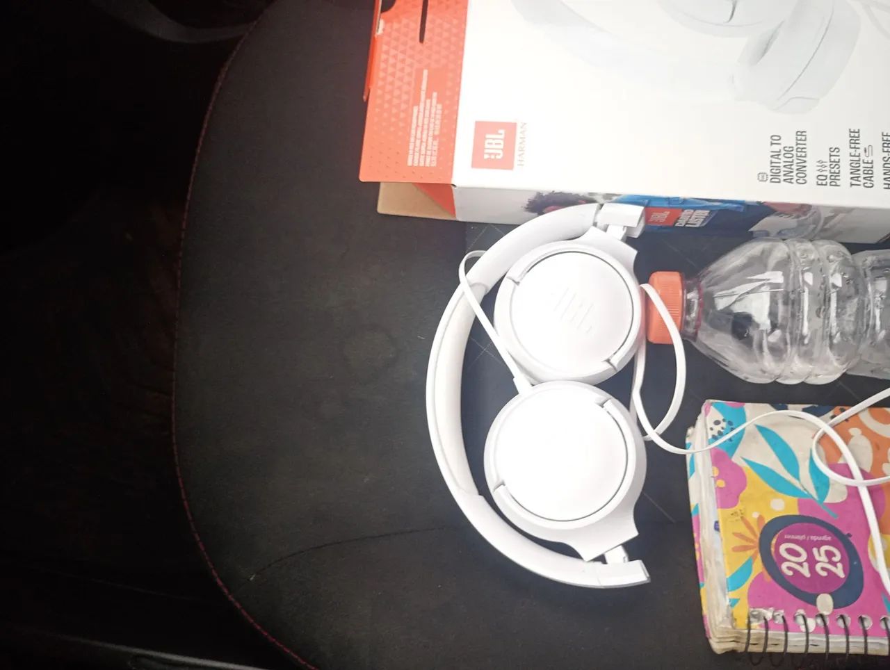 Fone JBL com nota nunca usado - Foto 2