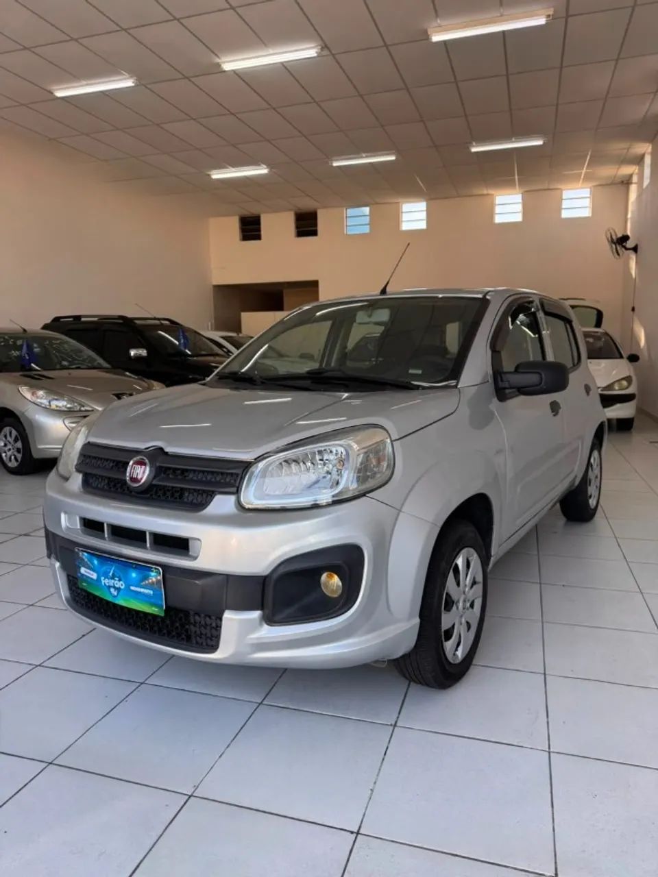 Fiat Uno Attractive 1.0 Flex 6V 5P 2017