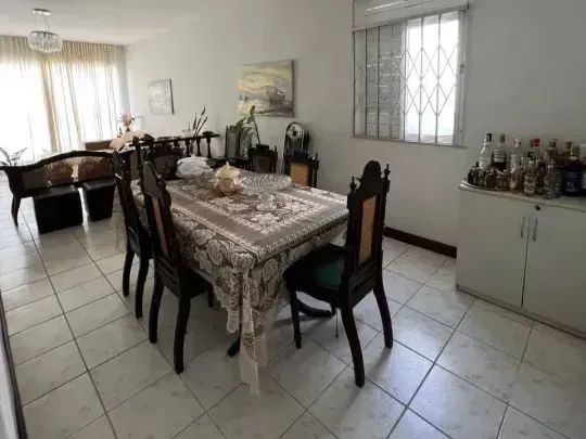 Vendo casa com 5 quartos na Pituba - Foto 5