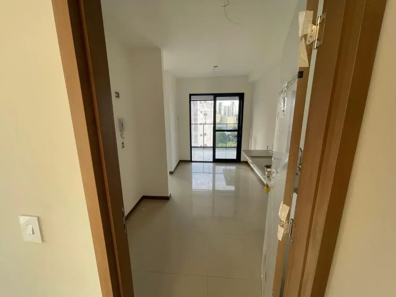 Oportunidade na Graça - Quarto e sala com varanda  32m² - Foto 3