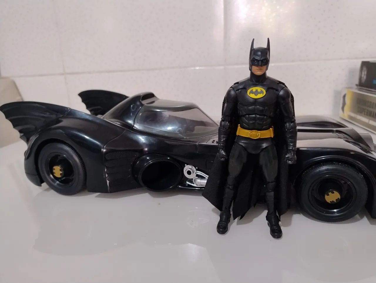 Batmóvel McFarlane 89 + Batman McFarlane  - Foto 2