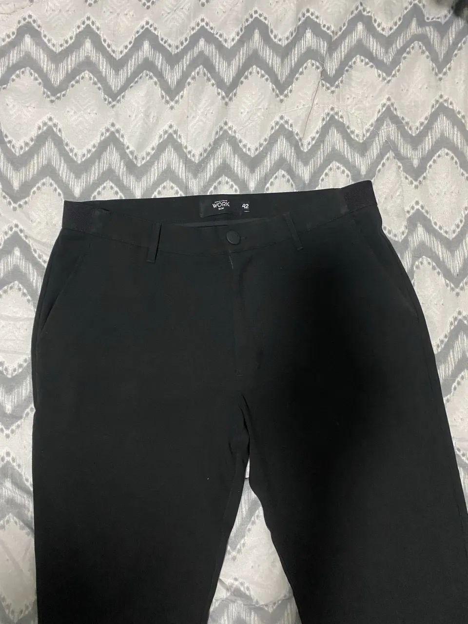 Calça social preta tamanho 42 - Foto 2